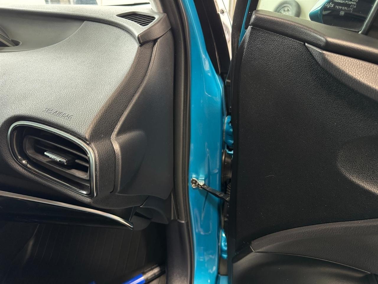 Toyota Prius Prime Advanced (Natl) 2018