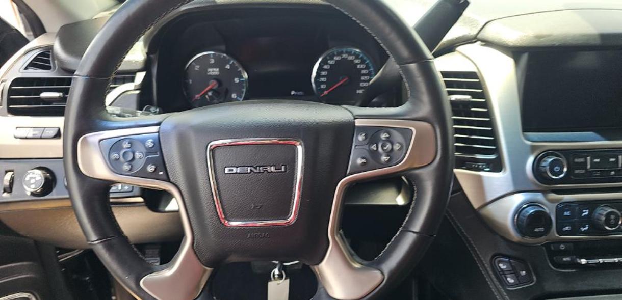 GMC Yukon 4WD 4dr Denali 2017