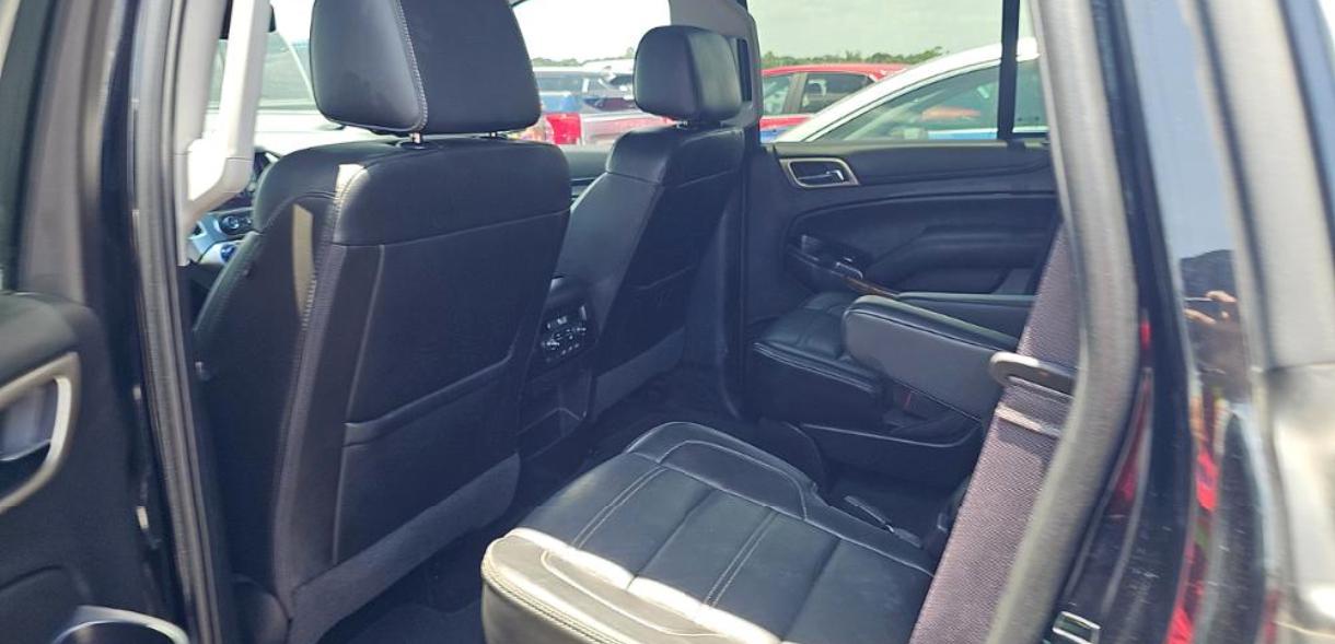 GMC Yukon 4WD 4dr Denali 2017