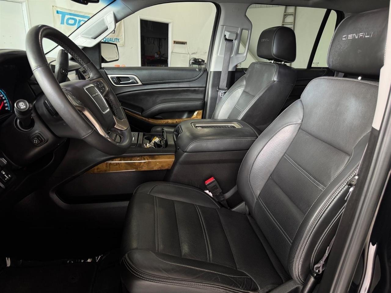 GMC Yukon 4WD 4dr Denali 2017