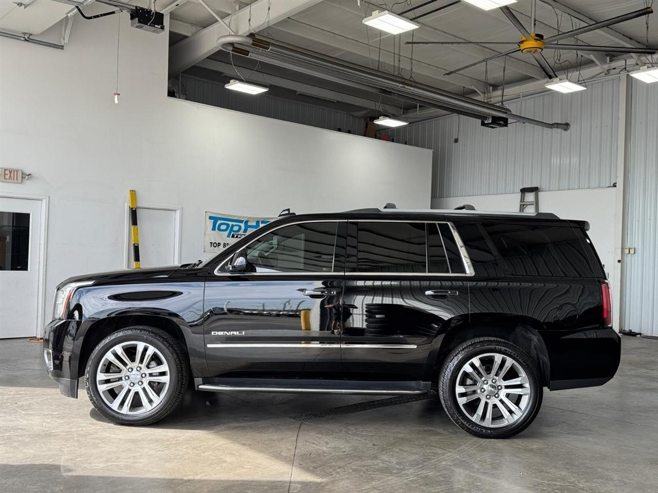 GMC Yukon 4WD 4dr Denali 2017