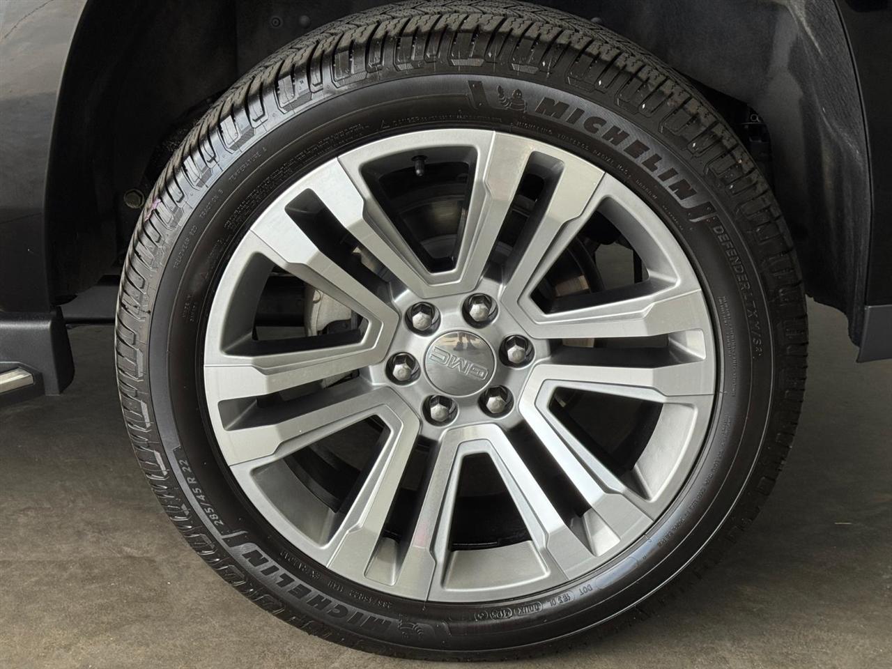 GMC Yukon 4WD 4dr Denali 2017