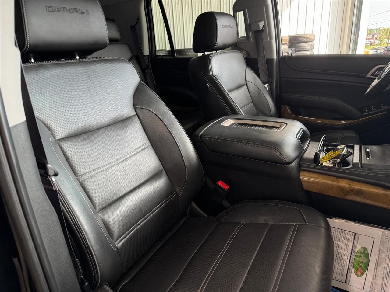 GMC Yukon 4WD 4dr Denali 2017