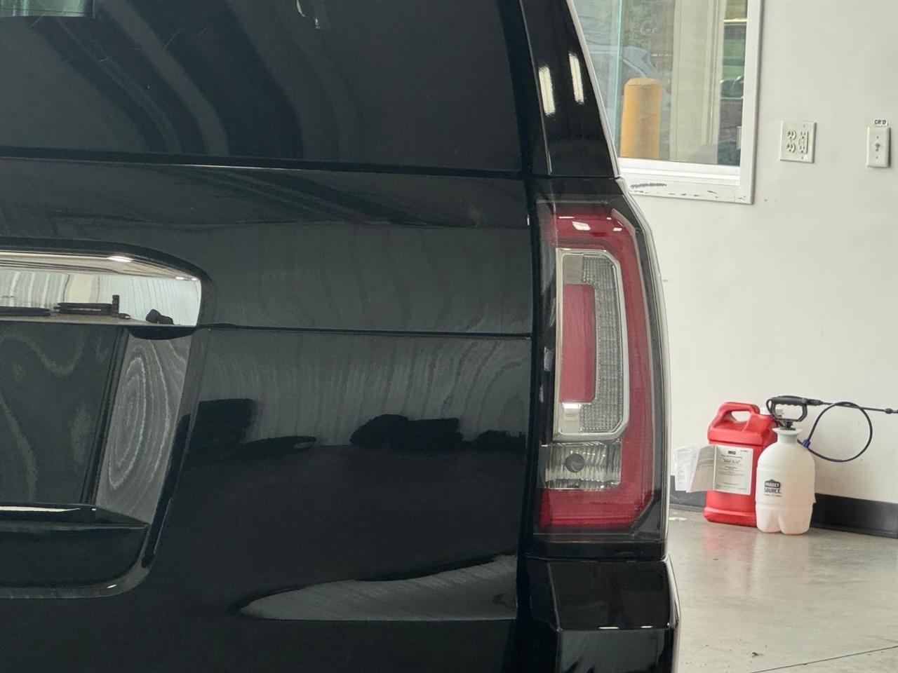 GMC Yukon 4WD 4dr Denali 2017