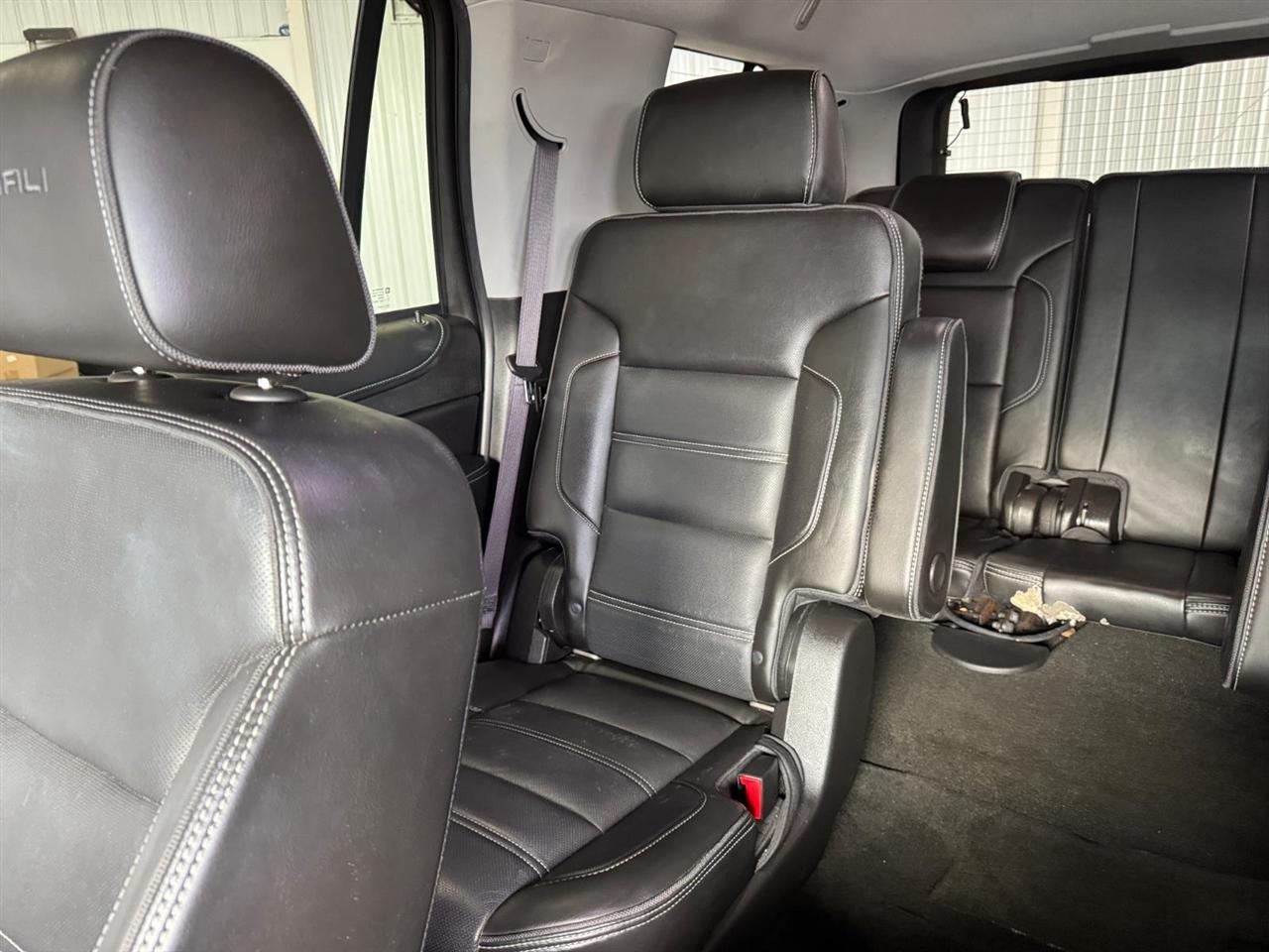 GMC Yukon 4WD 4dr Denali 2017
