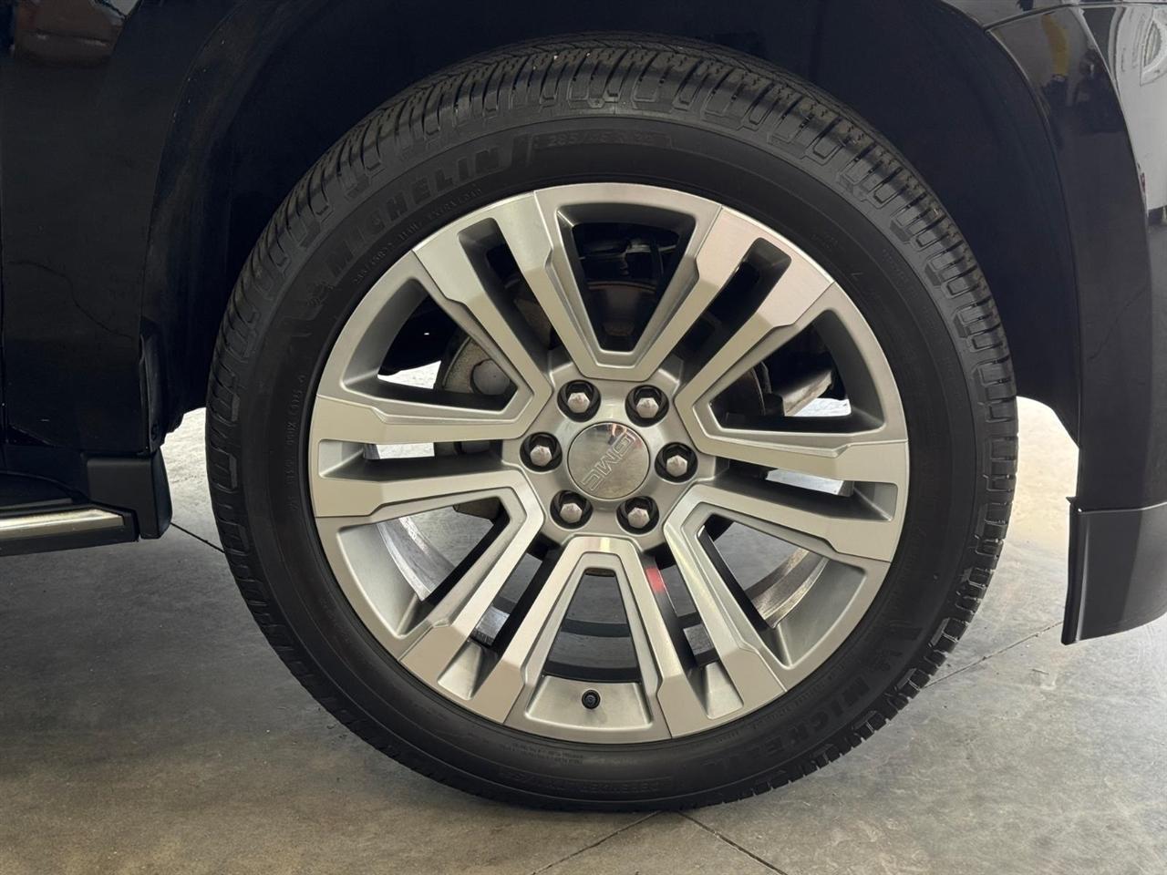 GMC Yukon 4WD 4dr Denali 2017