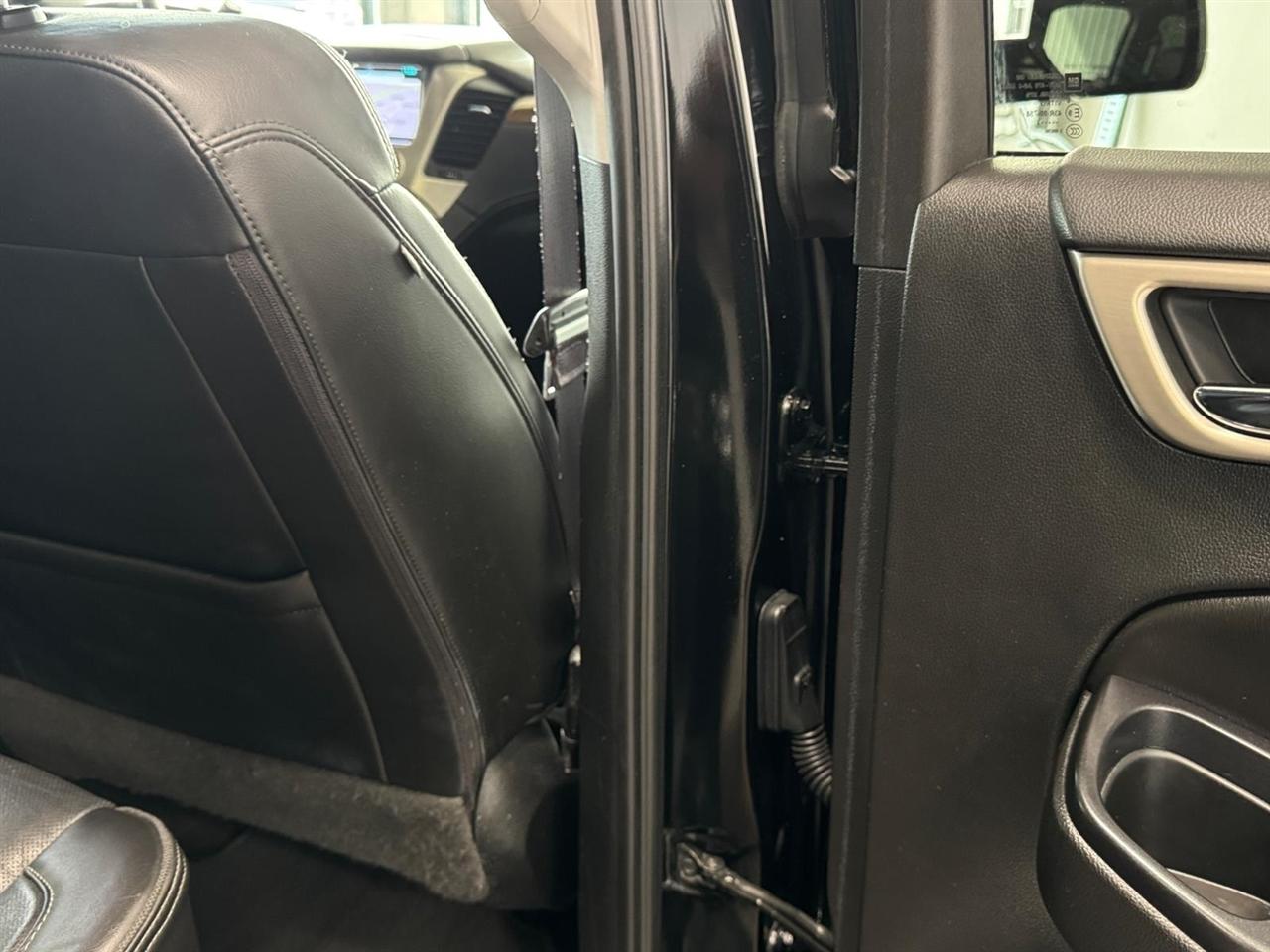 GMC Yukon 4WD 4dr Denali 2017