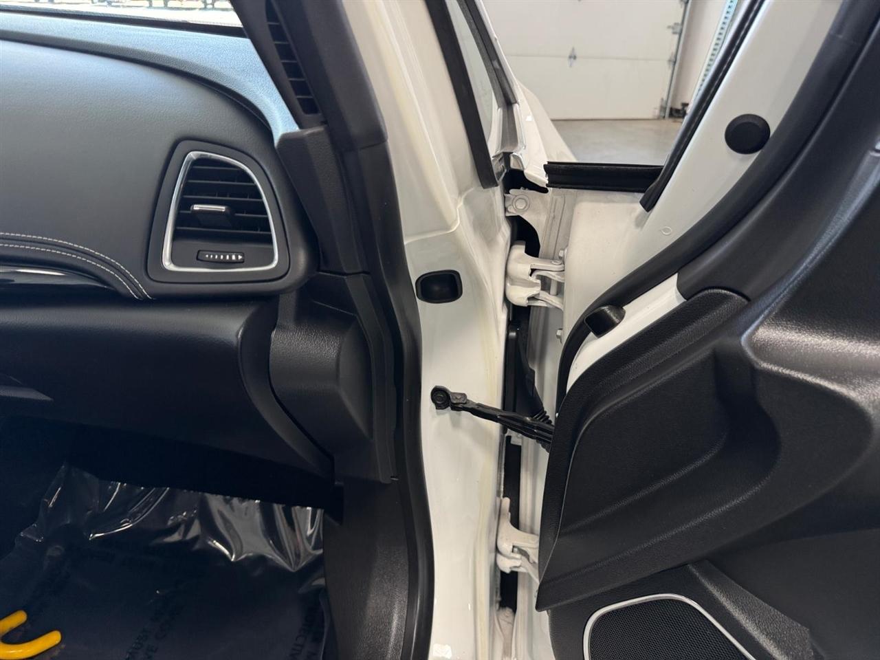 Buick Cascada 2dr Conv Premium 2017
