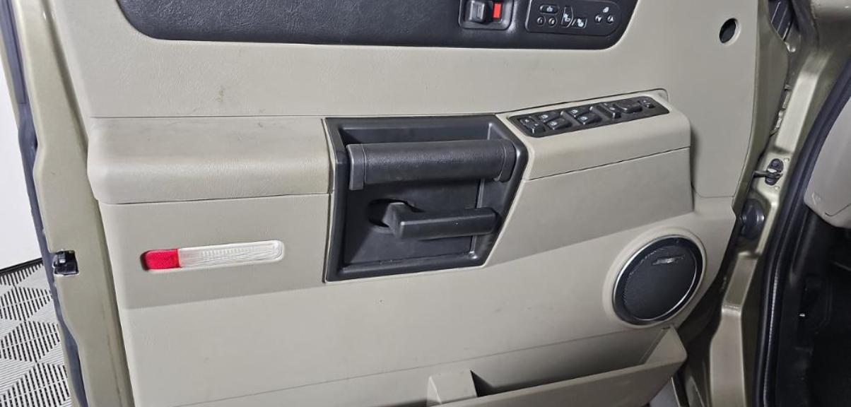 HUMMER H2 4dr Wgn SUV 2005
