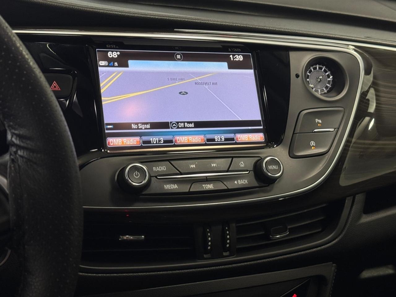 Buick Envision AWD 4dr Essence 2020
