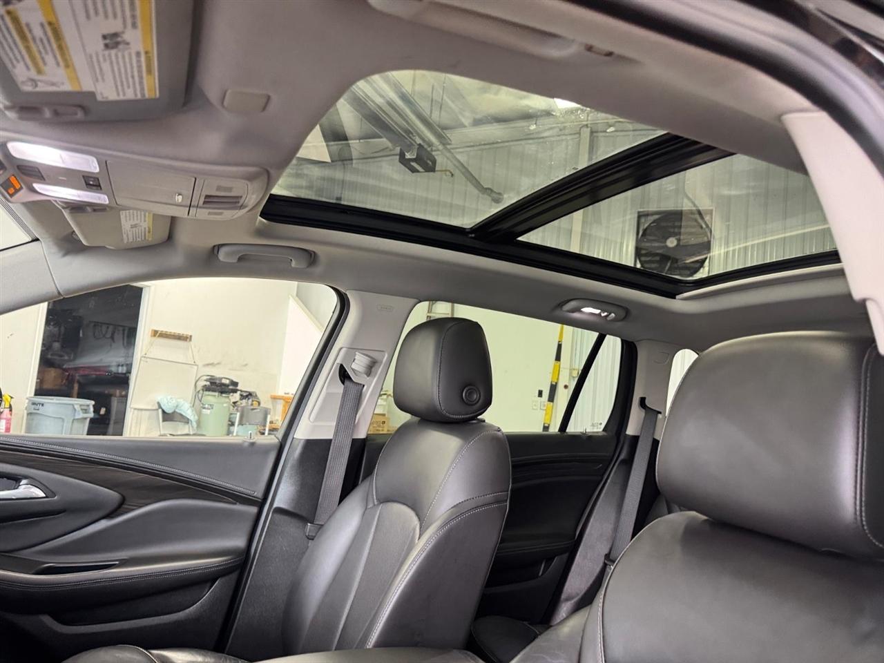 Buick Envision AWD 4dr Essence 2020