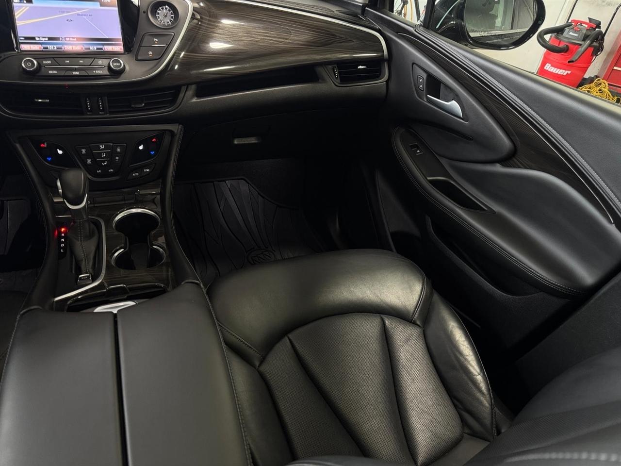 Buick Envision AWD 4dr Essence 2020