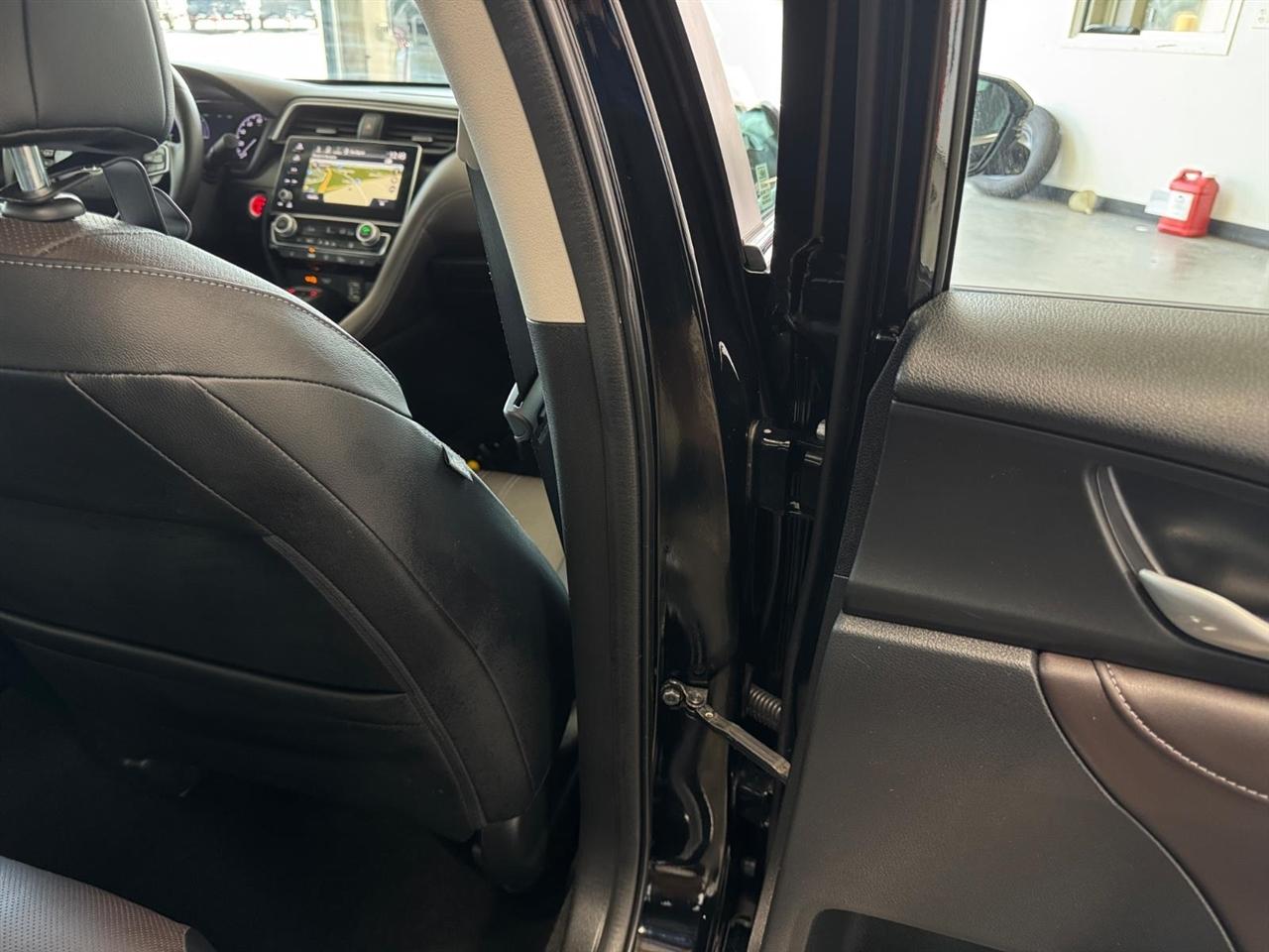 Honda Insight Touring CVT 2019