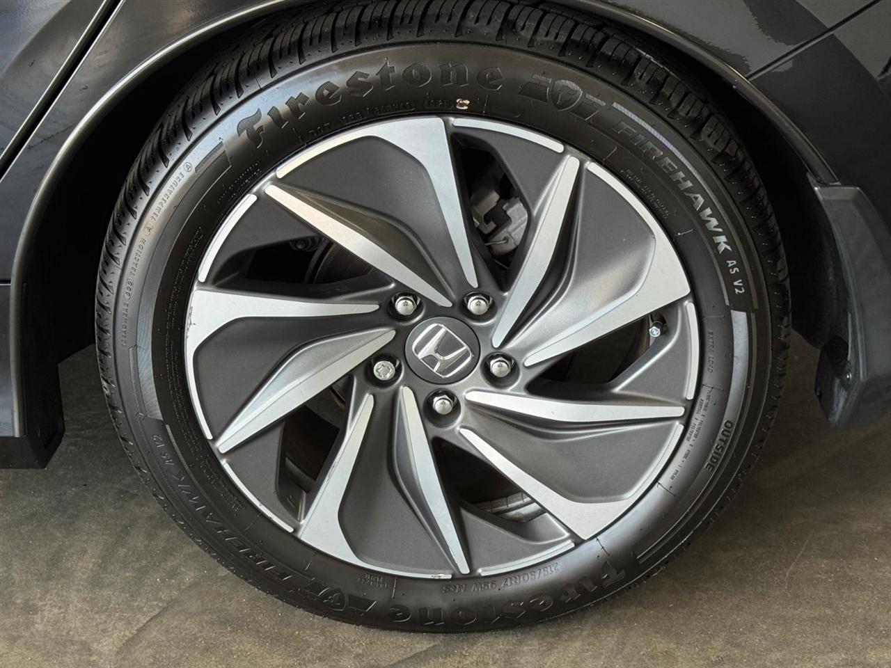 Honda Insight Touring CVT 2019