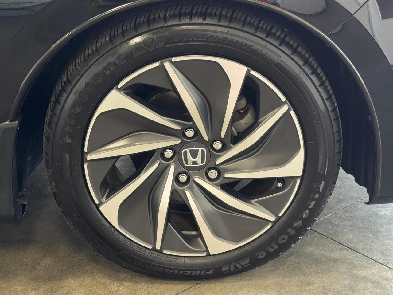 Honda Insight Touring CVT 2019