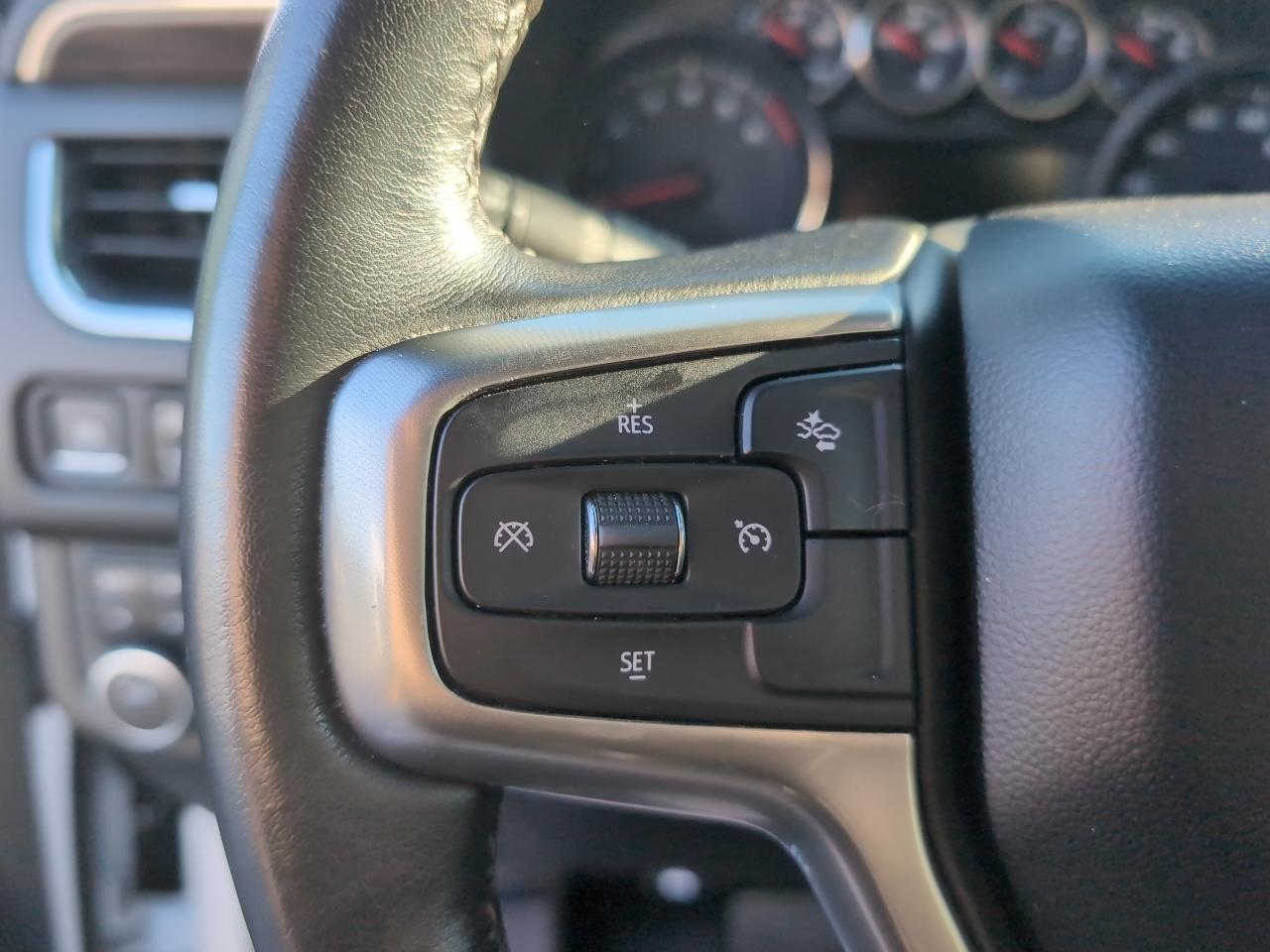 Chevrolet Tahoe 4WD 4dr Z71 2021
