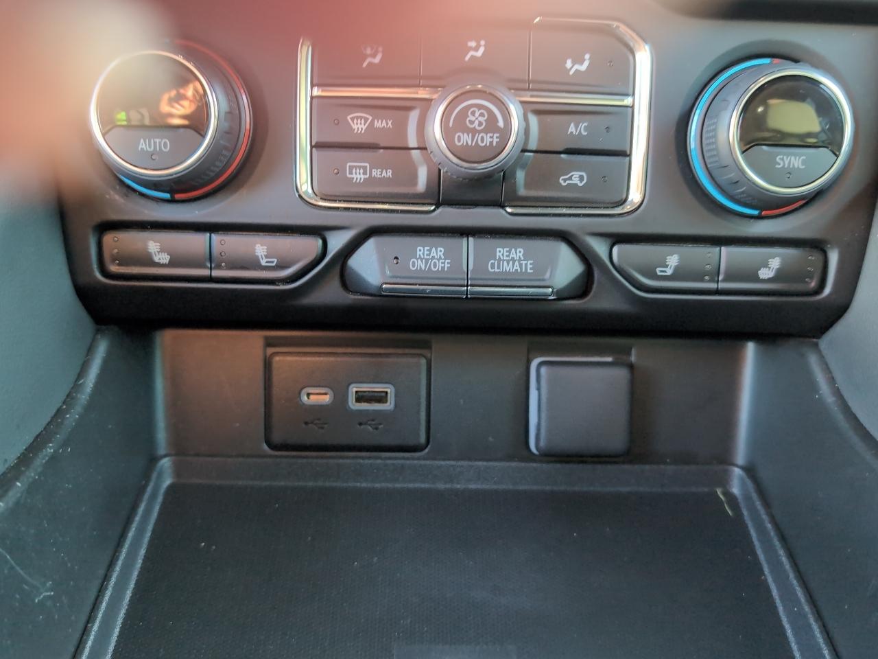 Chevrolet Tahoe 4WD 4dr Z71 2021