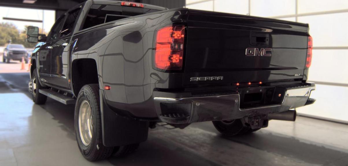 GMC Sierra 3500HD available WiFi 4WD Crew Cab 167.7" SLT 2015