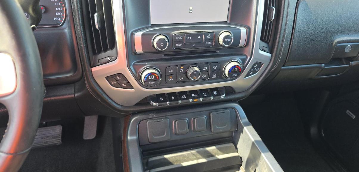 GMC Sierra 3500HD available WiFi 4WD Crew Cab 167.7" SLT 2015