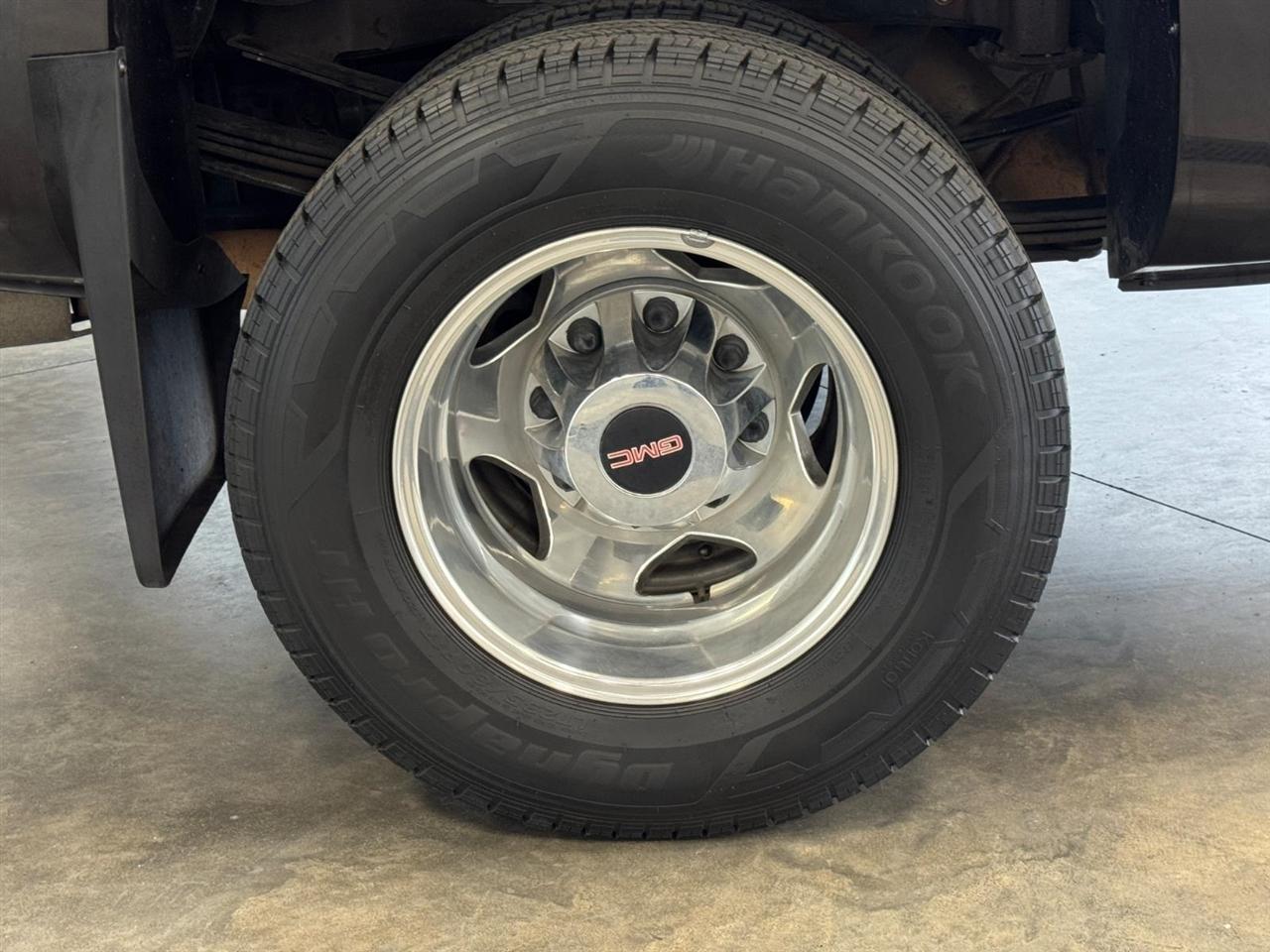 GMC Sierra 3500HD available WiFi 4WD Crew Cab 167.7" SLT 2015