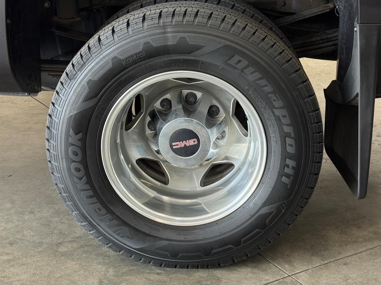 GMC Sierra 3500HD available WiFi 4WD Crew Cab 167.7" SLT 2015
