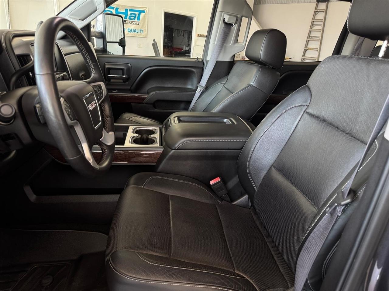 GMC Sierra 3500HD available WiFi 4WD Crew Cab 167.7" SLT 2015