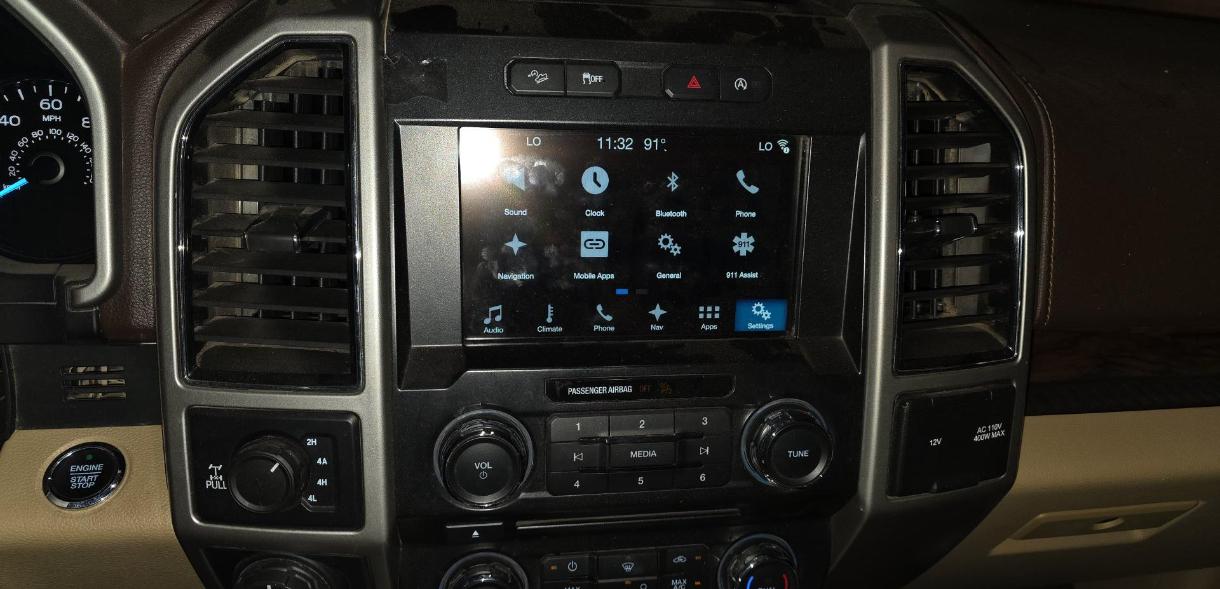 Ford F-150 Lariat 4WD SuperCrew 5.5' Box 2018