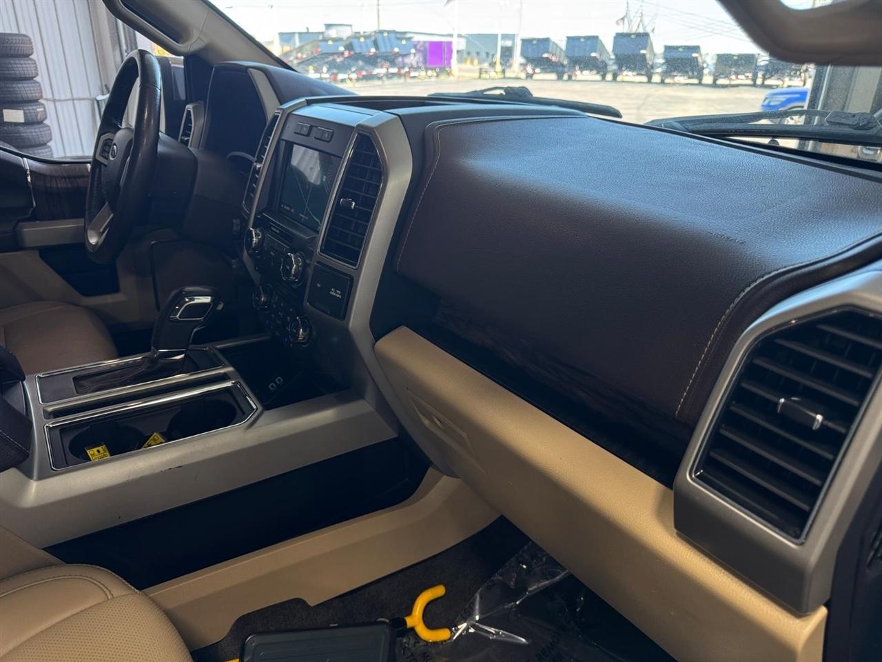 Ford F-150 Lariat 4WD SuperCrew 5.5' Box 2018