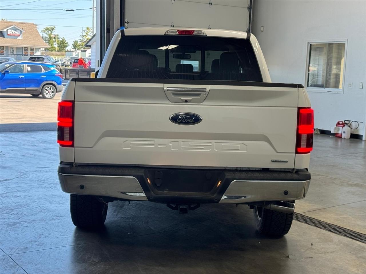 Ford F-150 Lariat 4WD SuperCrew 5.5' Box 2018