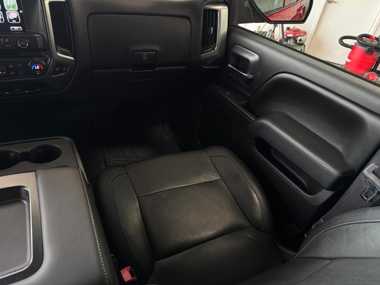 Chevrolet Silverado 1500 4WD Crew Cab 143.5" LT w/1LT 2016
