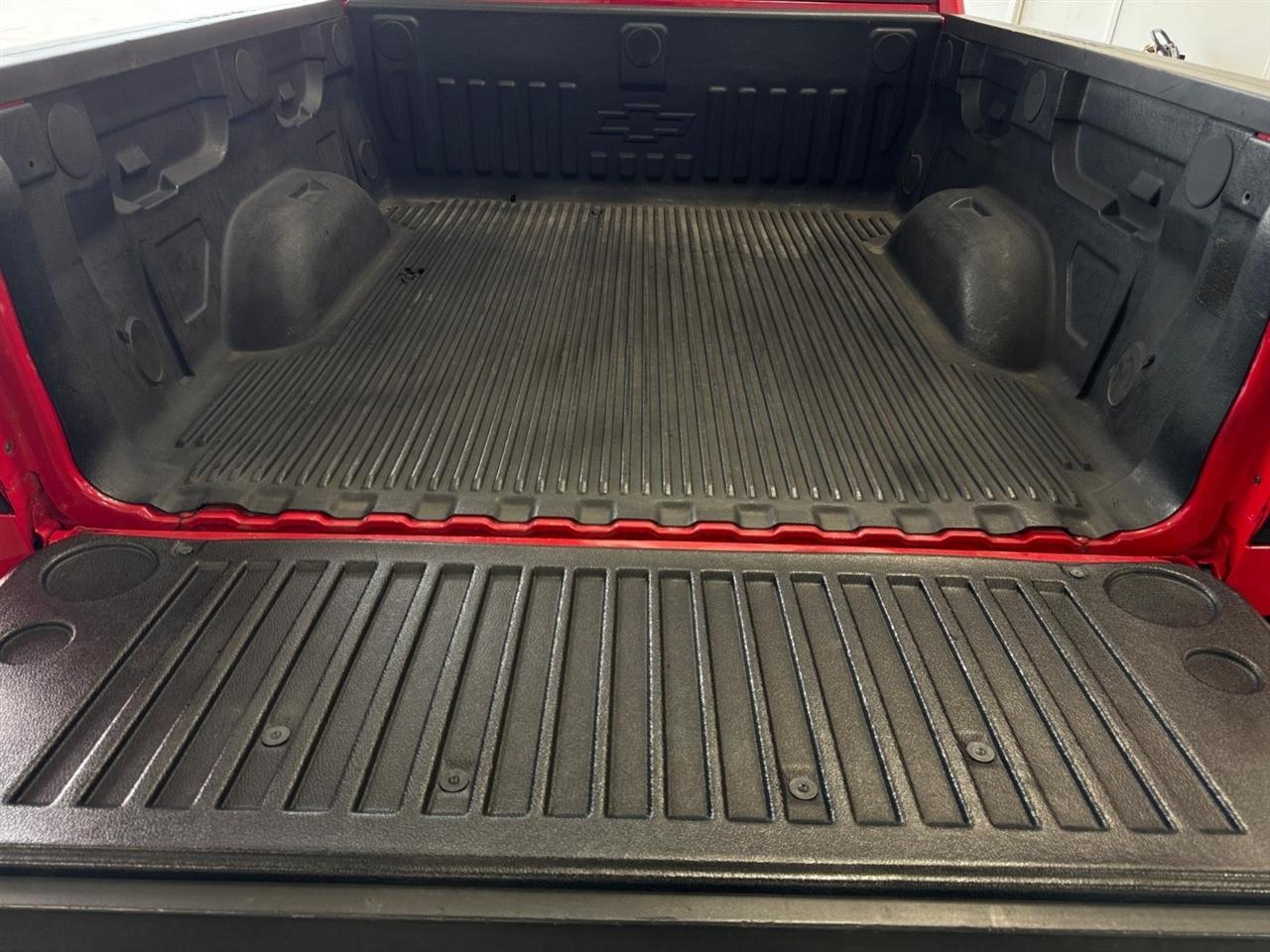 Chevrolet Silverado 1500 4WD Crew Cab 143.5" LT w/1LT 2016