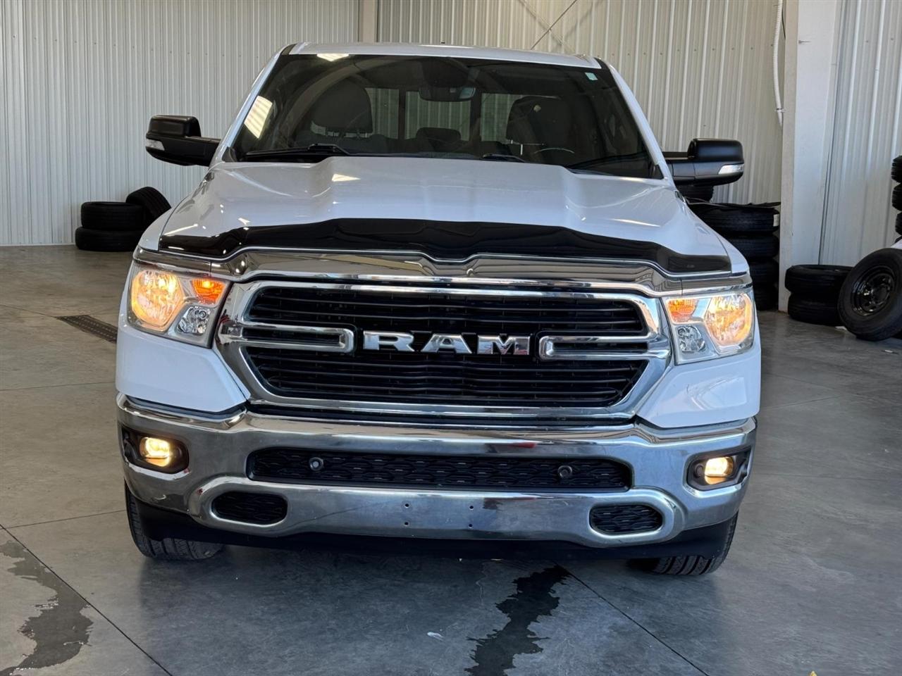 RAM 1500 Big Horn 4x4 Quad Cab 6'4" Box 2021