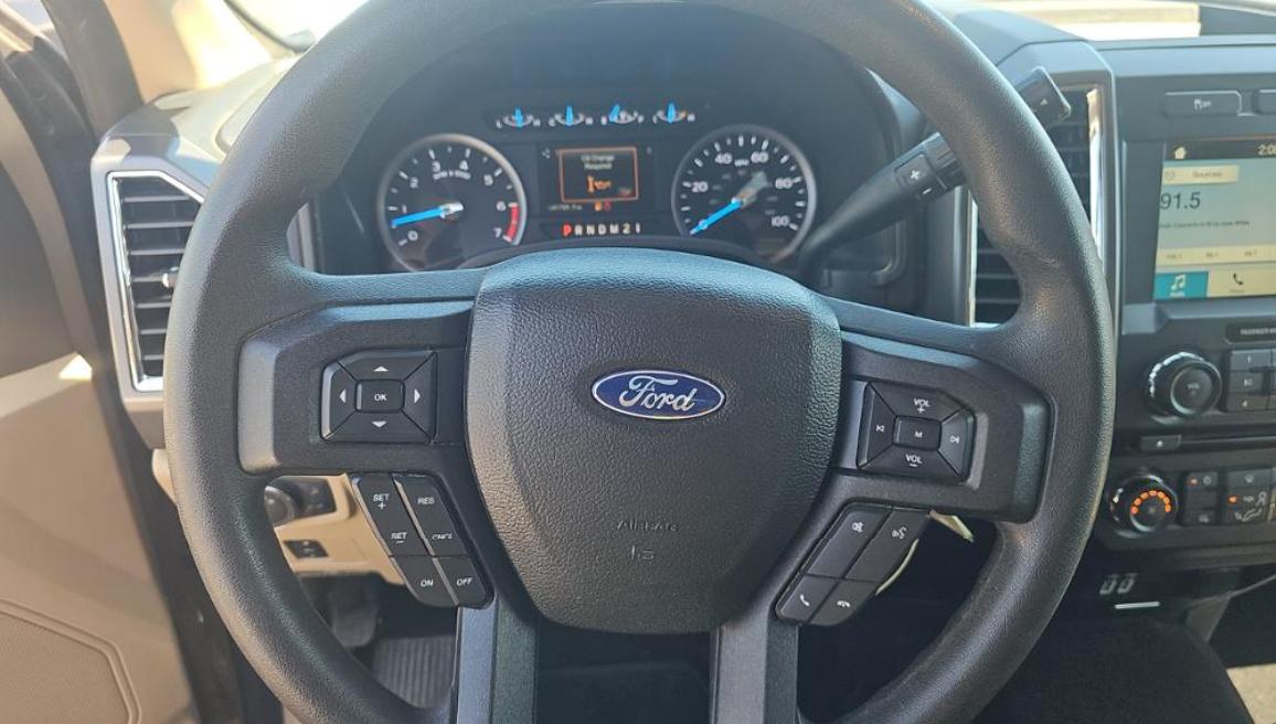 Ford Super Duty F-250 SRW XLT 4WD SuperCab 8' Box 2017