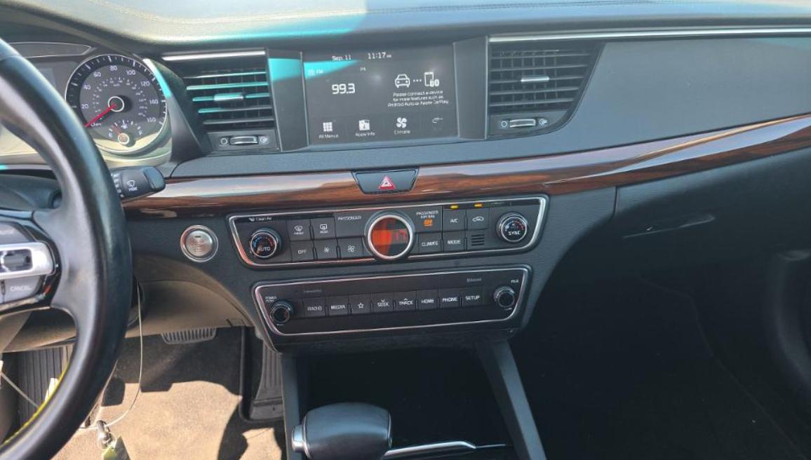 Kia Cadenza Premium Sedan 2019