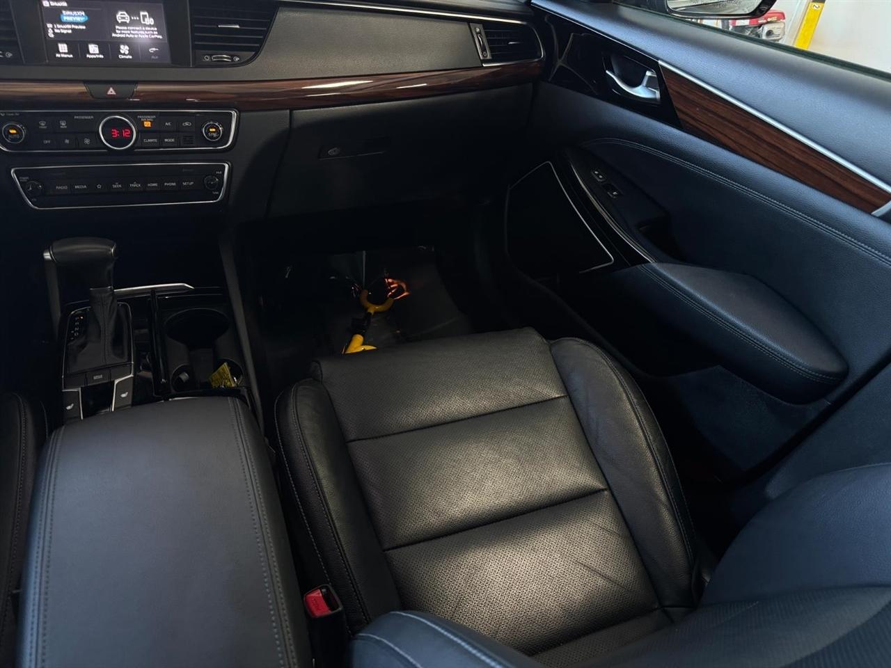 Kia Cadenza Premium Sedan 2019