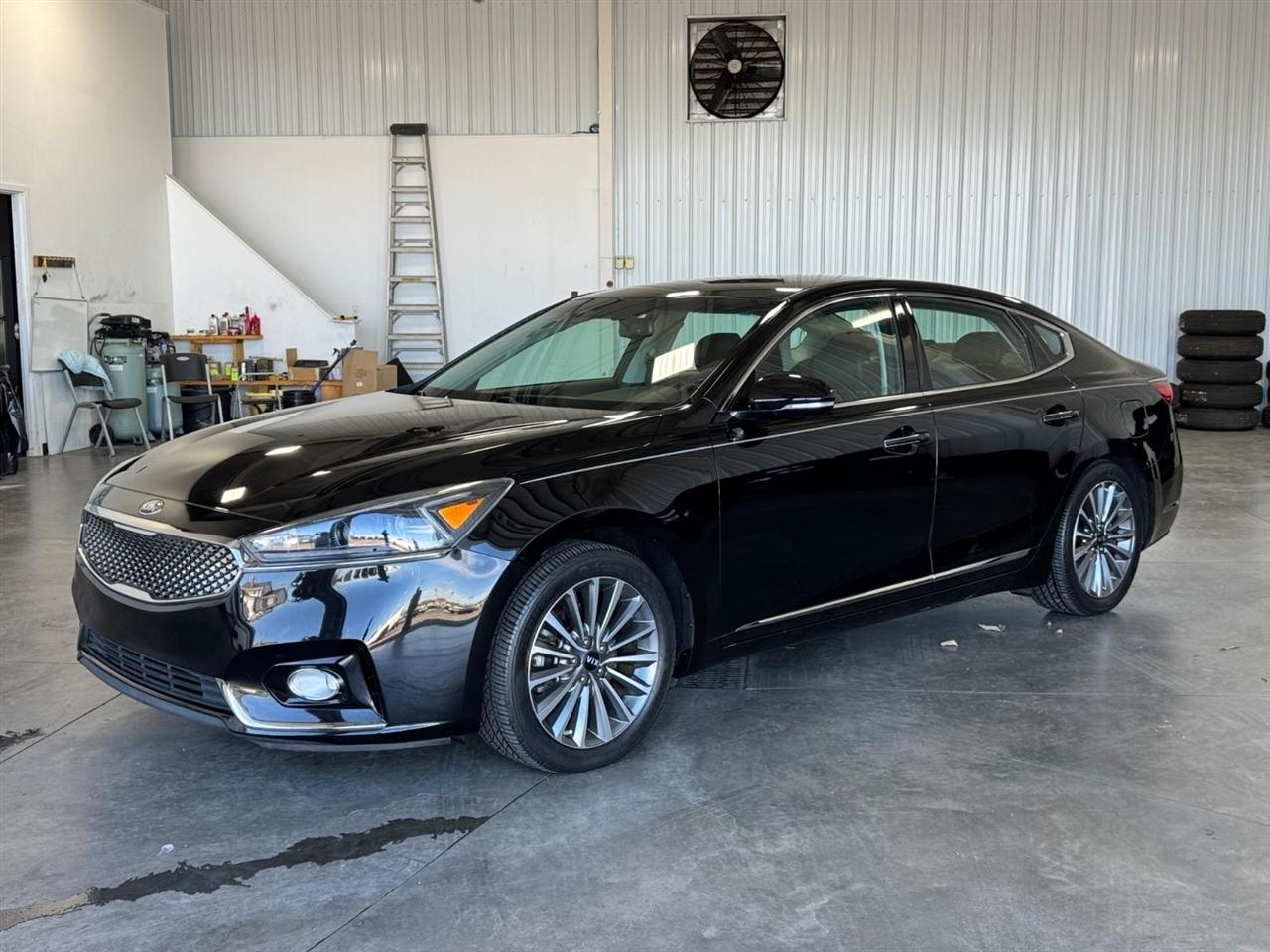 Kia Cadenza Premium Sedan 2019