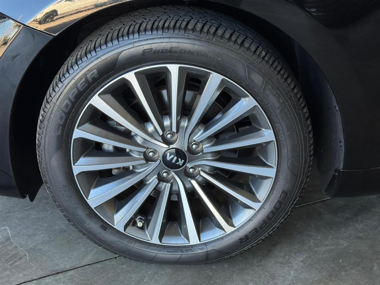 Kia Cadenza Premium Sedan 2019
