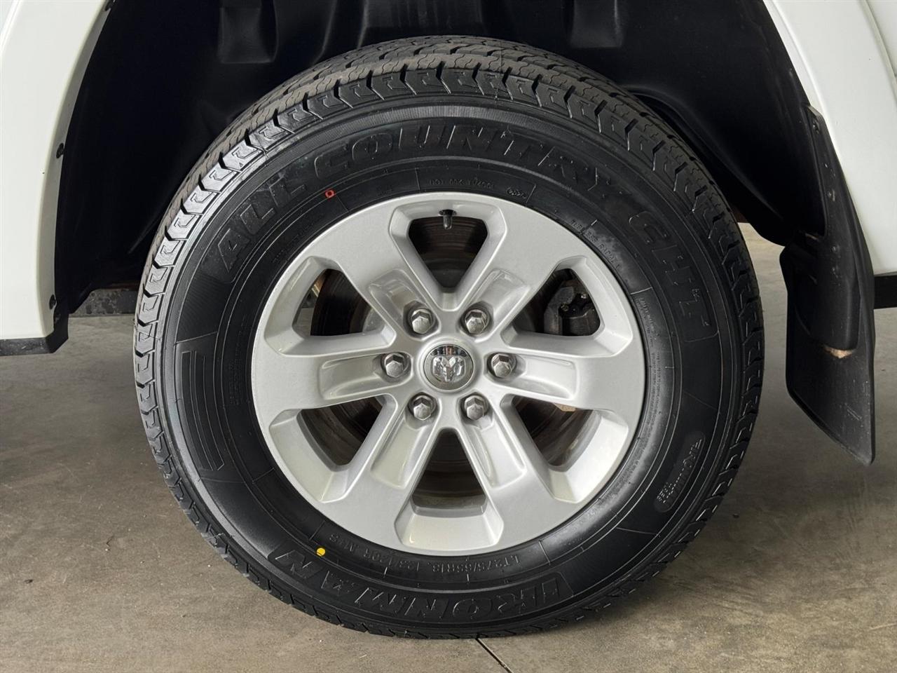 RAM 1500 Laramie 4x4 Crew Cab 6'4" Box 2020