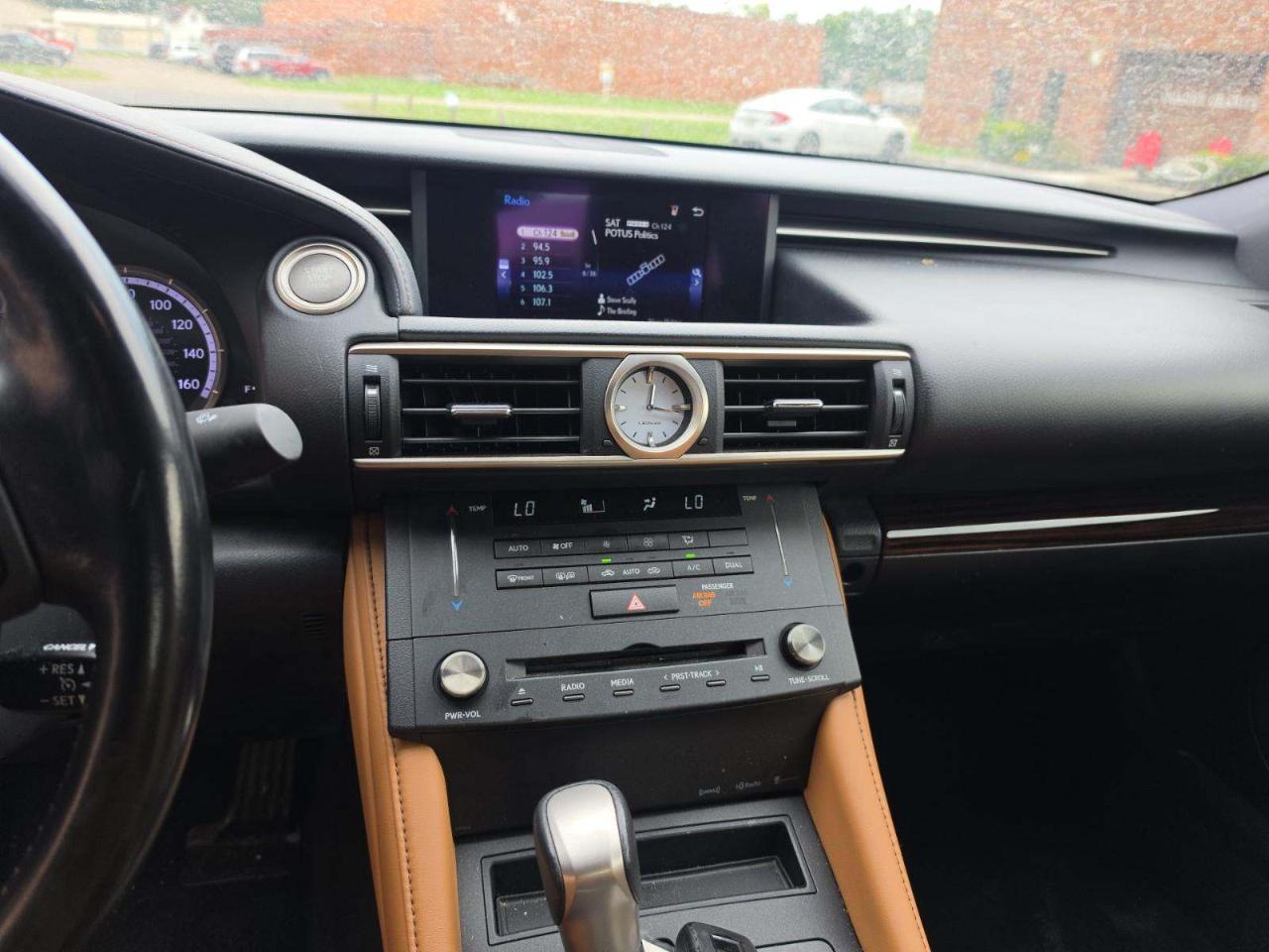 Lexus RC 200t 2dr Cpe 2016