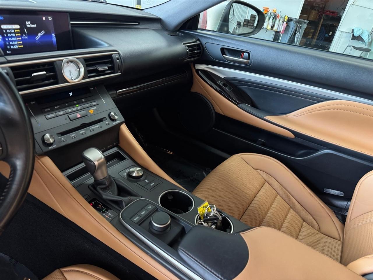 Lexus RC 200t 2dr Cpe 2016