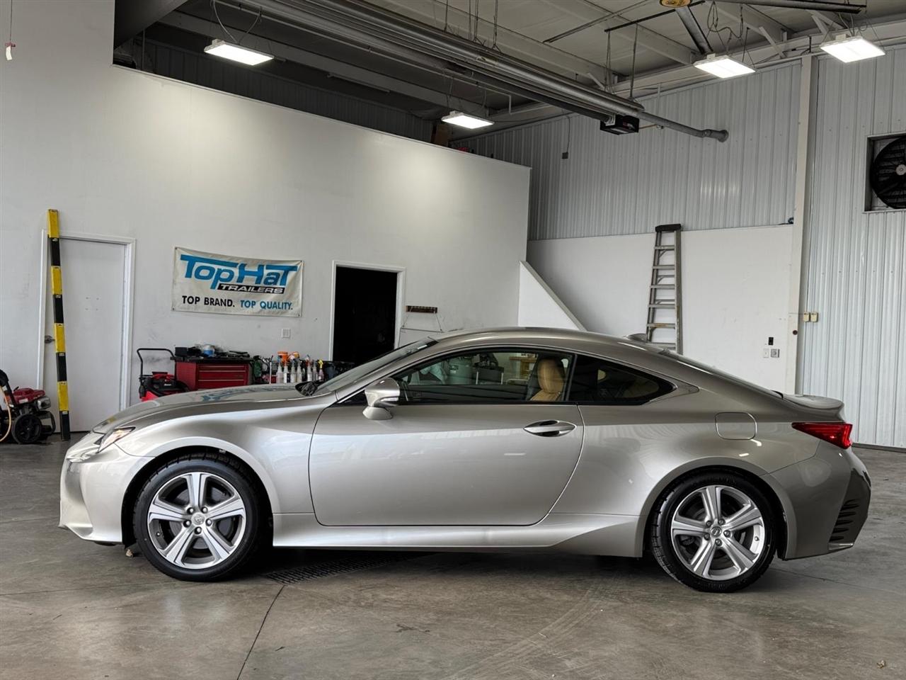 Lexus RC 200t 2dr Cpe 2016