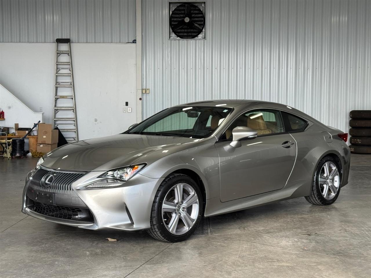 Lexus RC 200t 2dr Cpe 2016