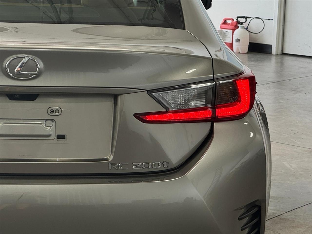 Lexus RC 200t 2dr Cpe 2016