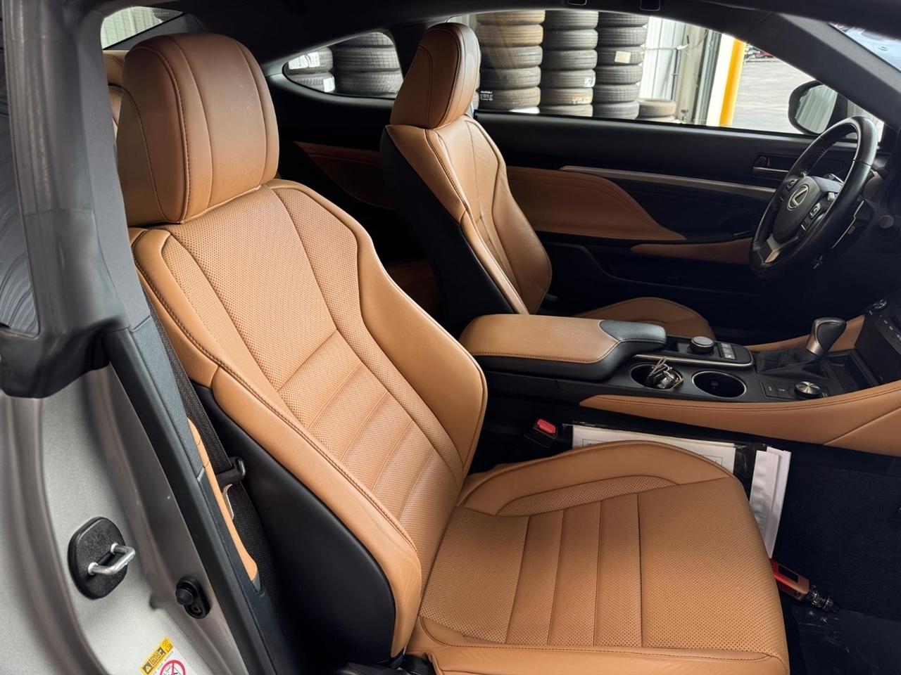 Lexus RC 200t 2dr Cpe 2016