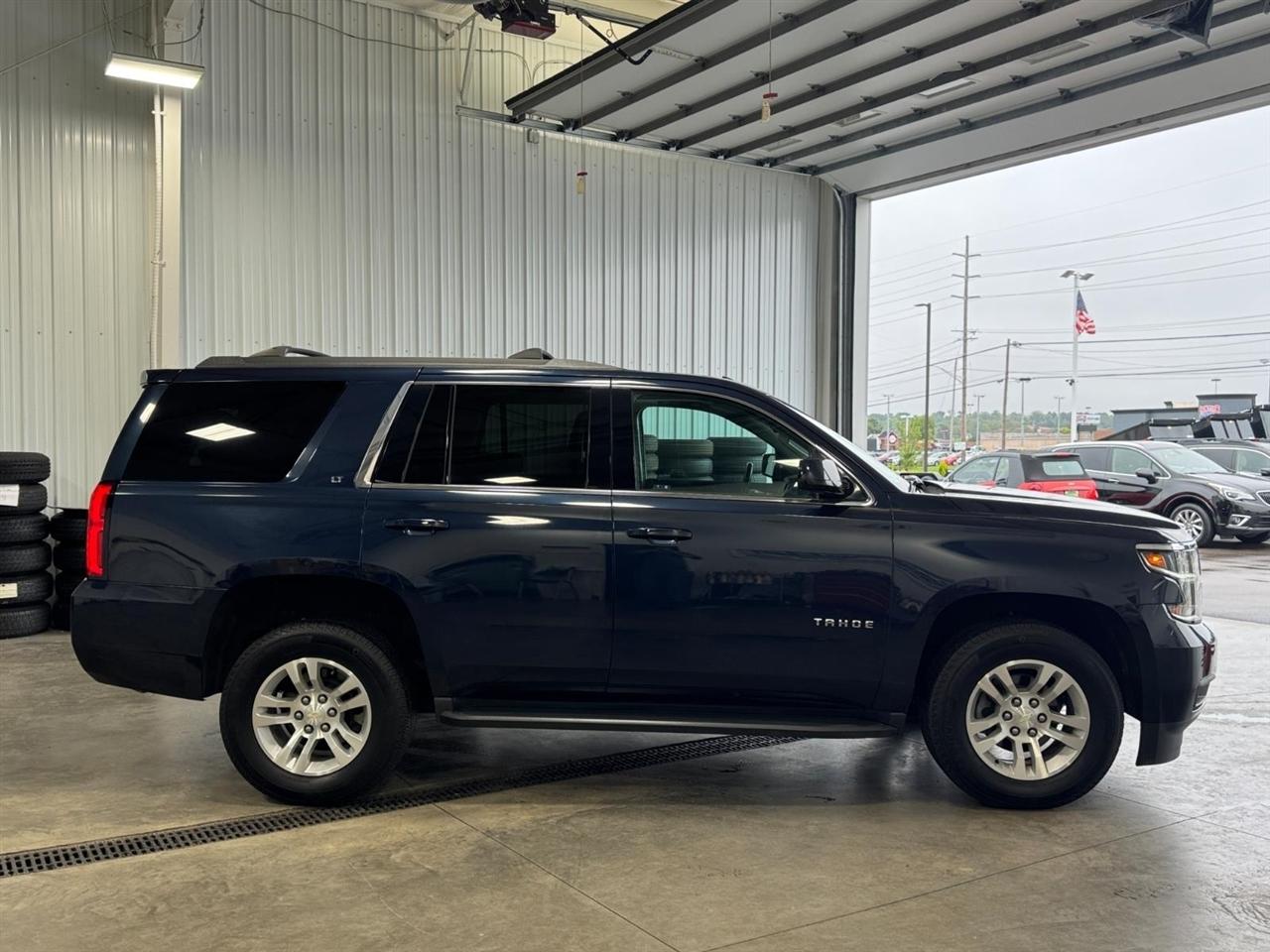 Chevrolet Tahoe 4WD 4dr LT 2019