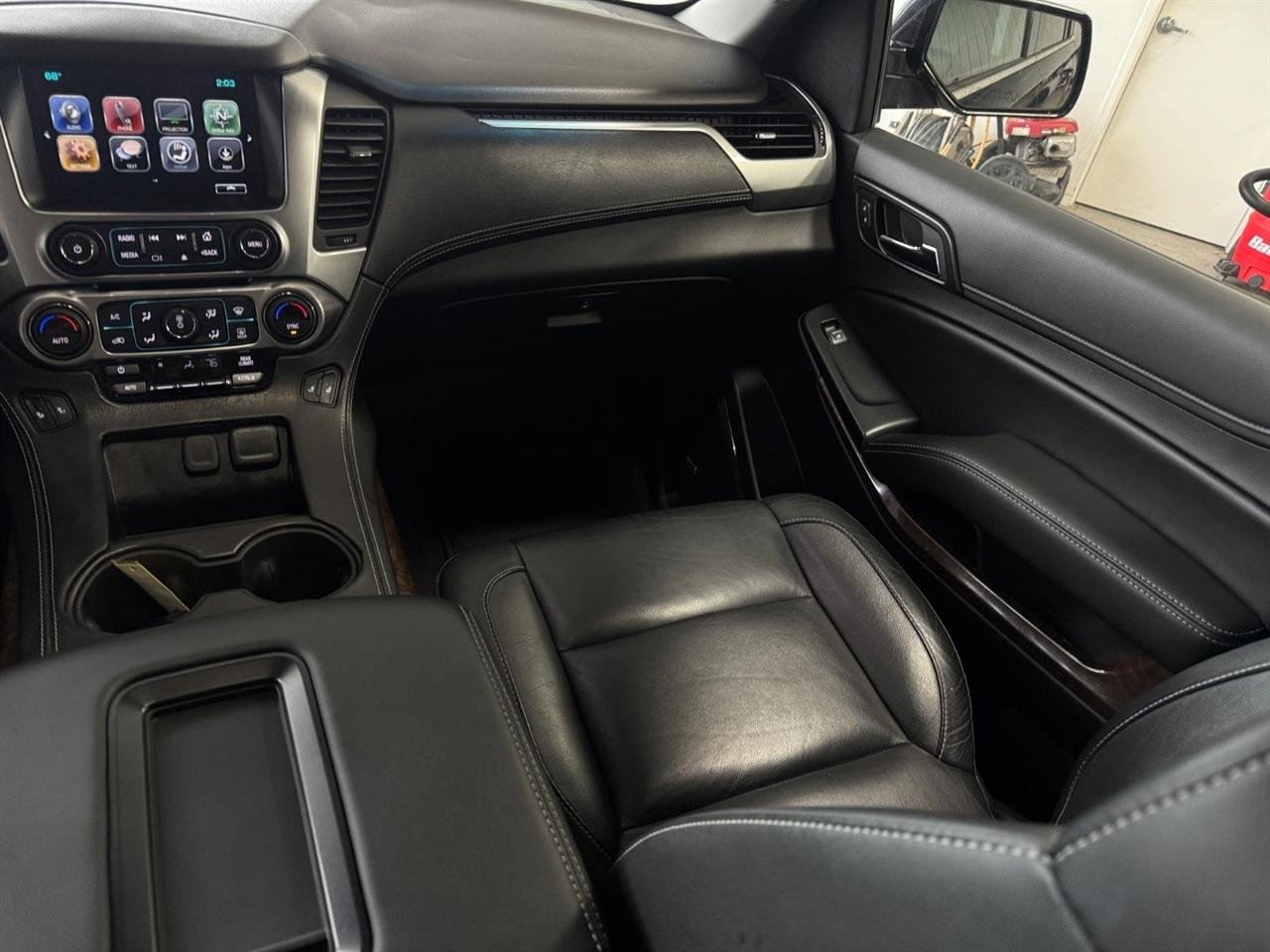 Chevrolet Tahoe 4WD 4dr LT 2019