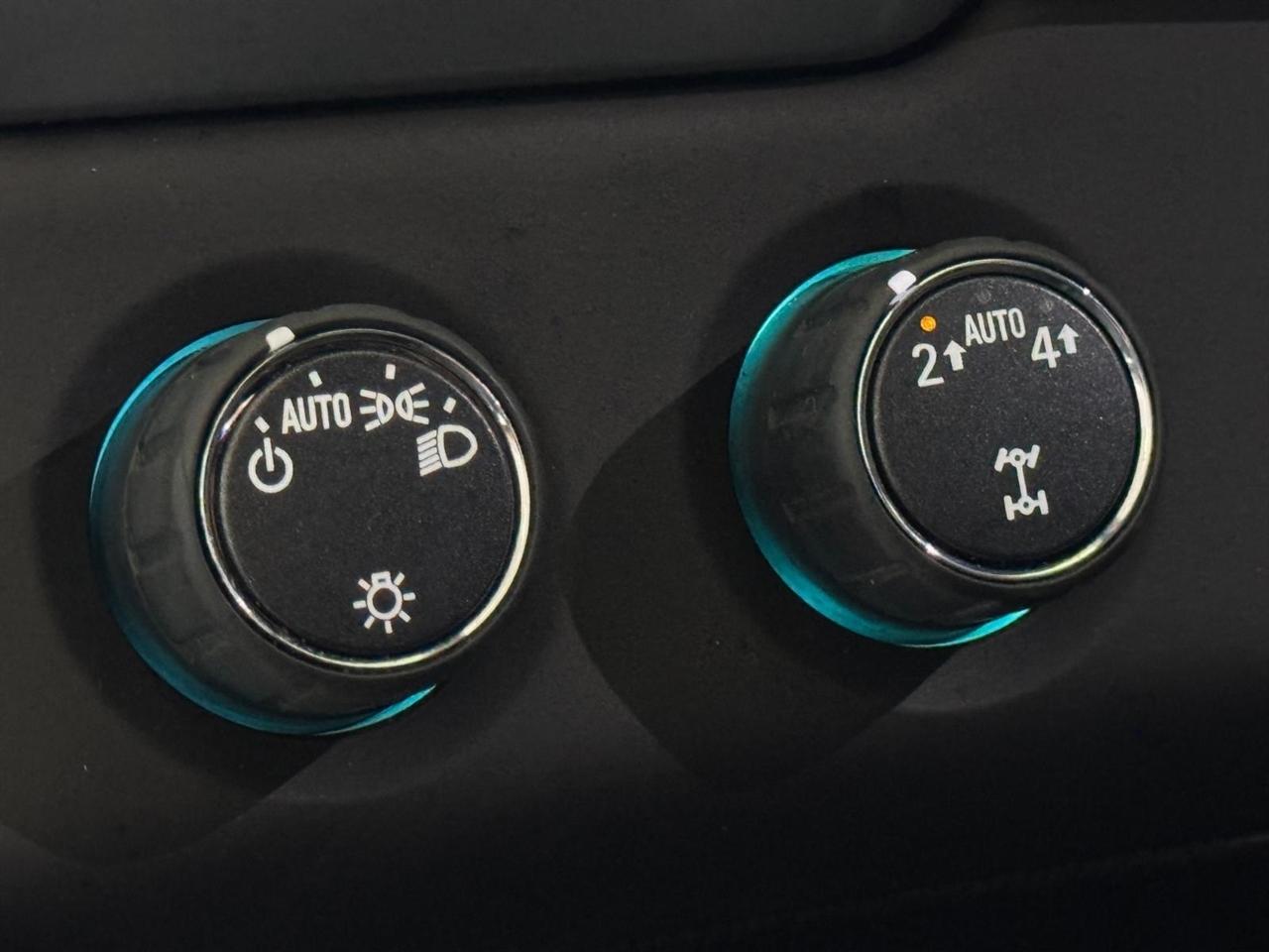 Chevrolet Tahoe 4WD 4dr LT 2019