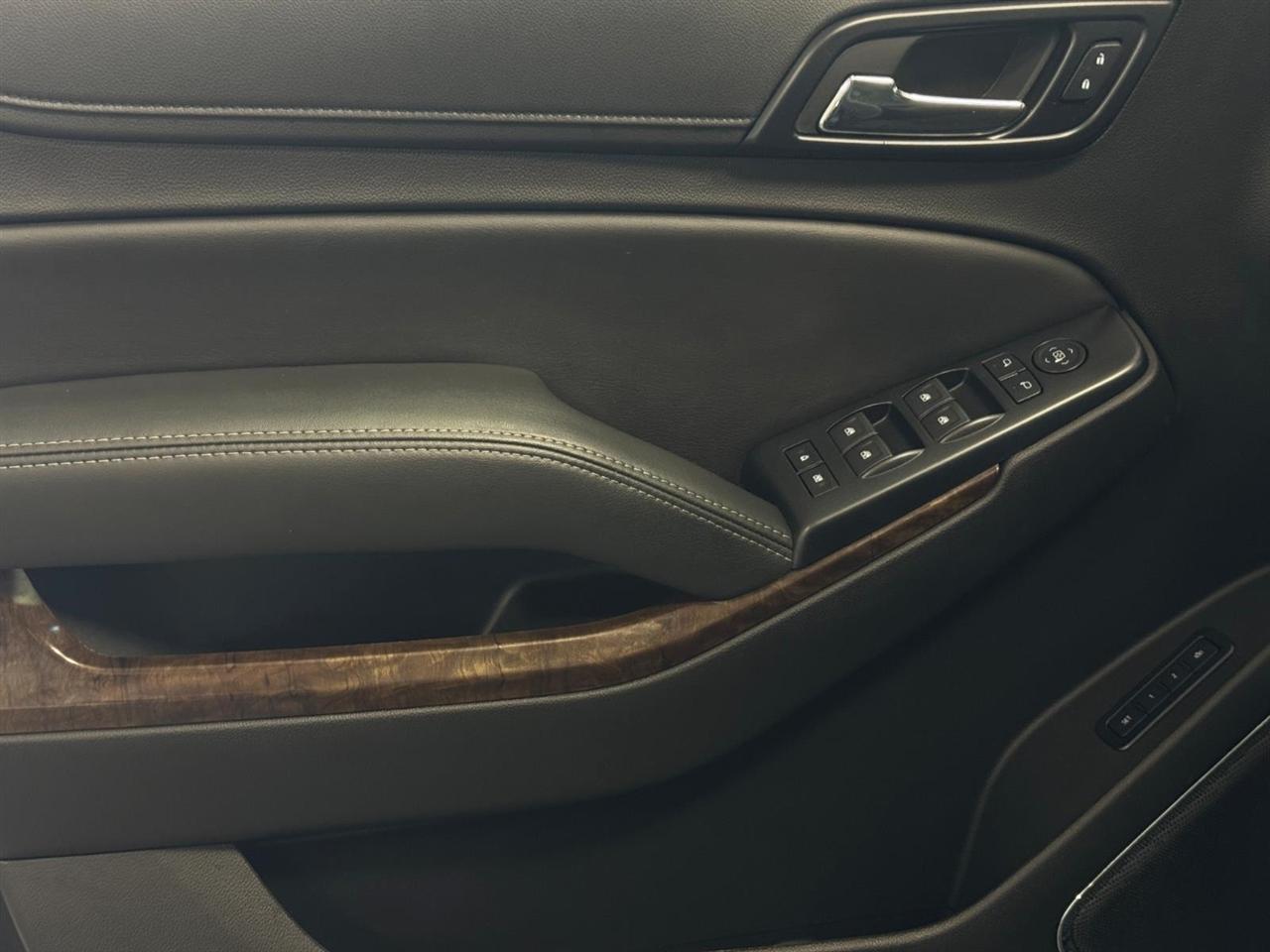 Chevrolet Tahoe 4WD 4dr LT 2019