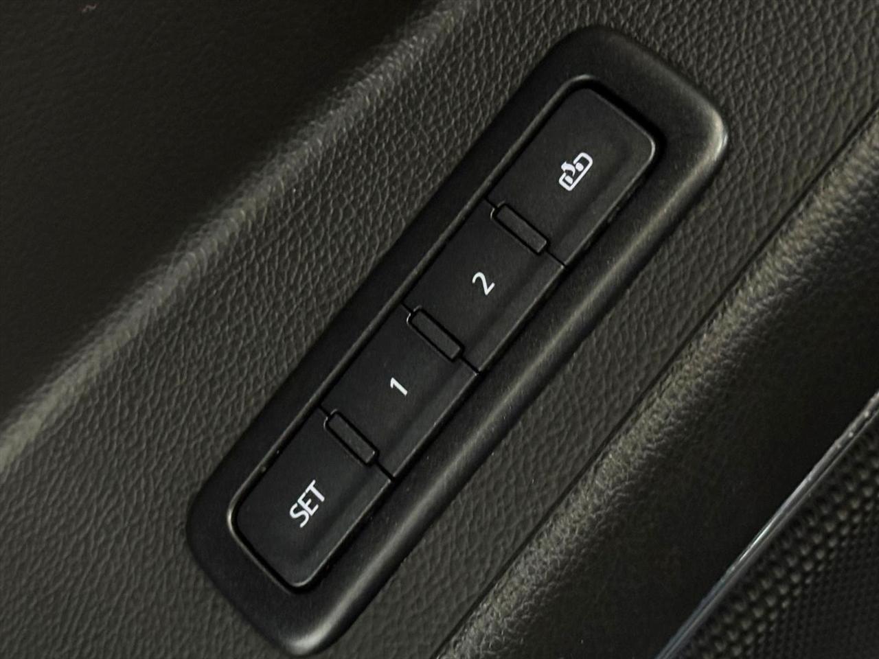Chevrolet Tahoe 4WD 4dr LT 2019