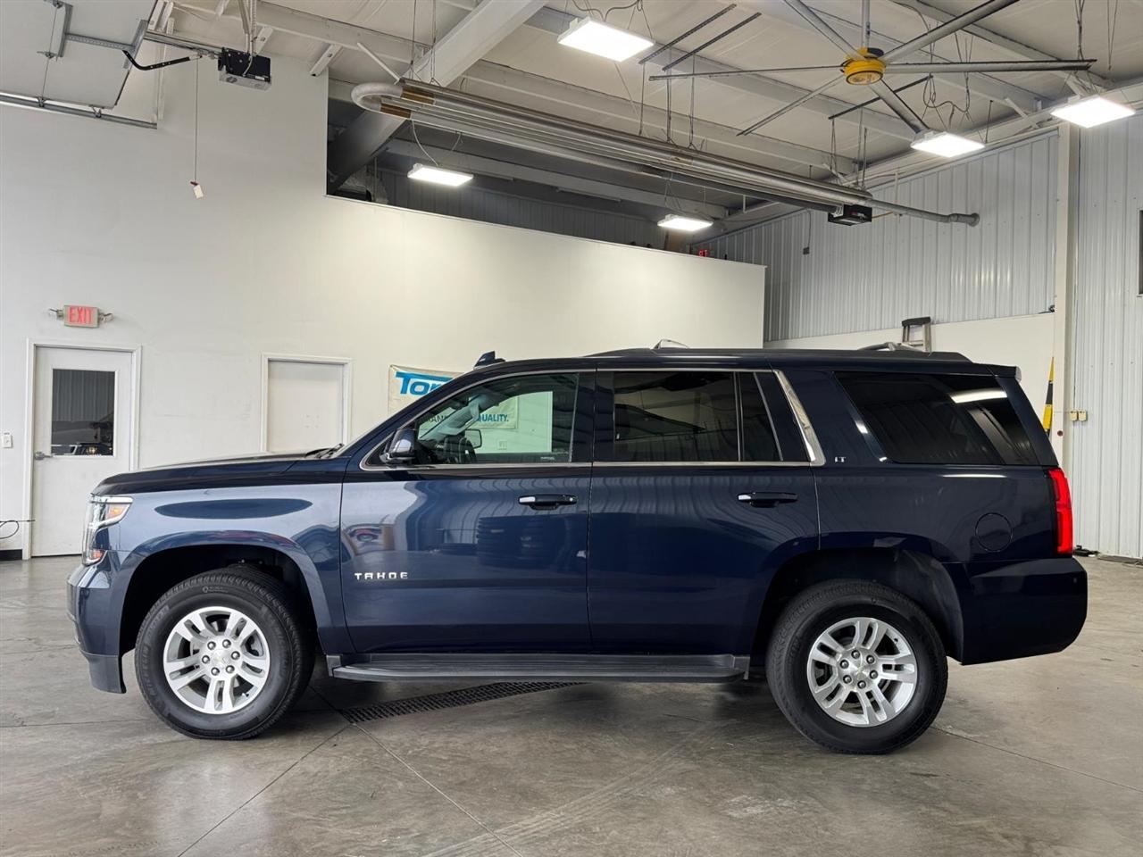 Chevrolet Tahoe 4WD 4dr LT 2019